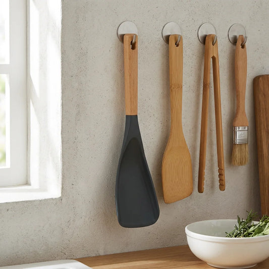 Silicone Salad Spatula with Wooden Handle – Heat-Resistant Kitchen Turner