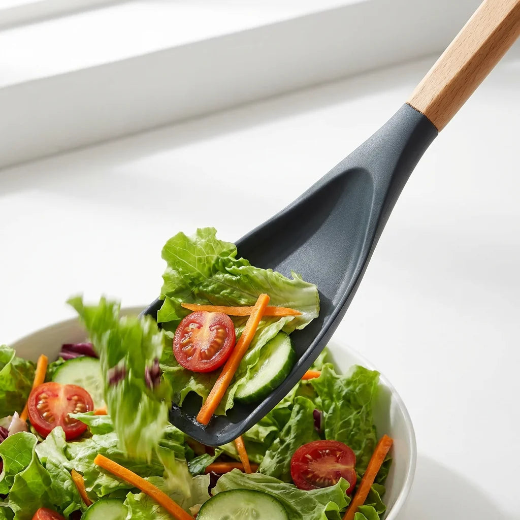 Silicone Salad Spatula with Wooden Handle – Heat-Resistant Kitchen Turner